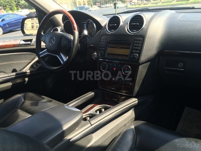 Mercedes GL 550 2008, 169,000 km - 5.5 l - Bakı