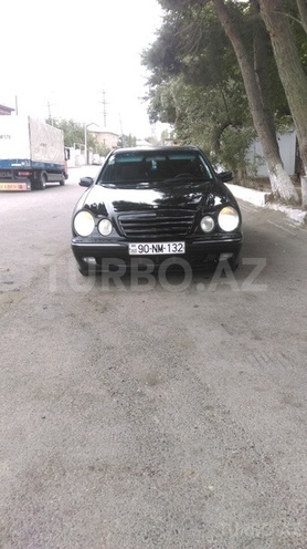 Mercedes E 240 2000, 200,058 km - 2.4 l - Bakı