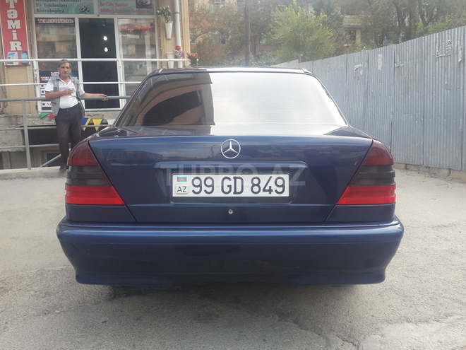 Mercedes C 180 1999, 250,000 km - 1.8 l - Bakı
