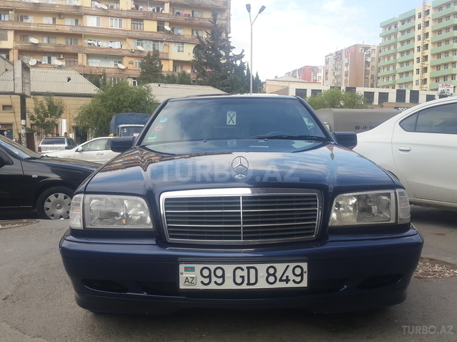 Mercedes C 180 1999, 250,000 km - 1.8 l - Bakı