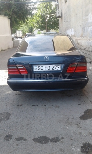 Mercedes E 240 2000, 214,000 km - 2.4 l - Bakı