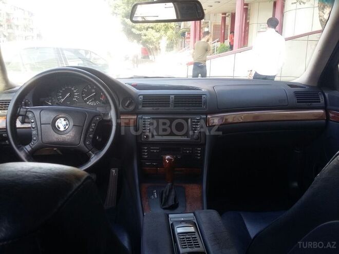 BMW 730 2001, 325,000 km - 3.0 l - Bakı