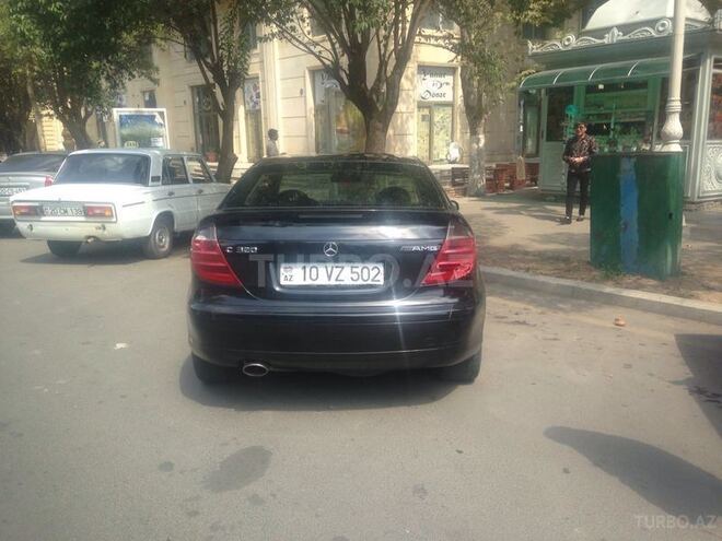 Mercedes C 180 2003, 180,000 km - 1.8 л - Gəncə