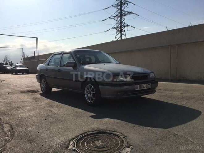 Opel Vectra 1994, 189,000 km - 1.8 л - Bakı