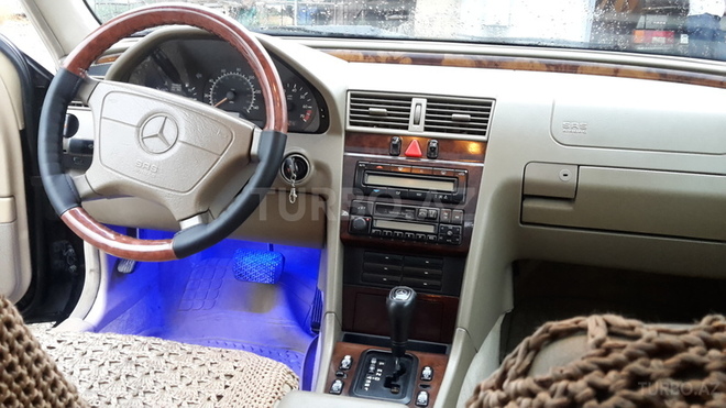 Mercedes C 230 1998, 22,000 km - 2.3 l - Gəncə
