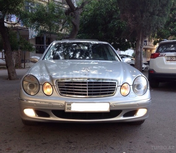 Mercedes E 320 2002, 205,000 km - 3.2 л - Bakı