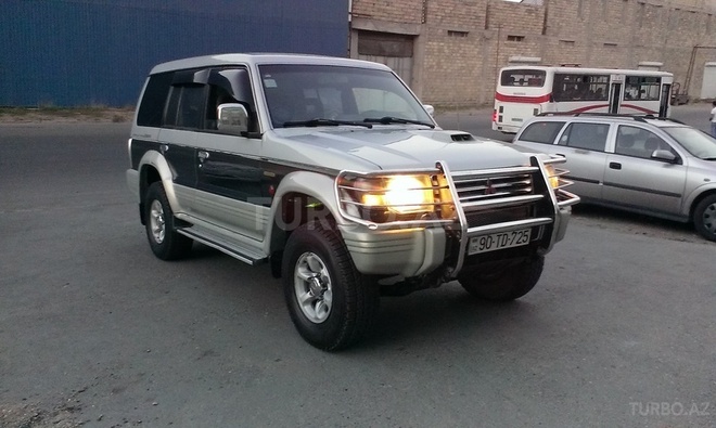 Mitsubishi Pajero 1993, 345,678 km - 2.8 l - Bakı