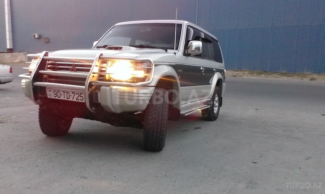 Mitsubishi Pajero 1993, 345,678 km - 2.8 l - Bakı