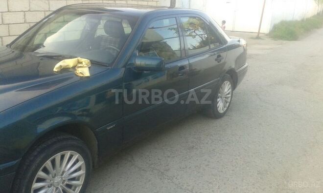 Mercedes C 220 1995, 275,648 km - 2.2 l - Xaçmaz