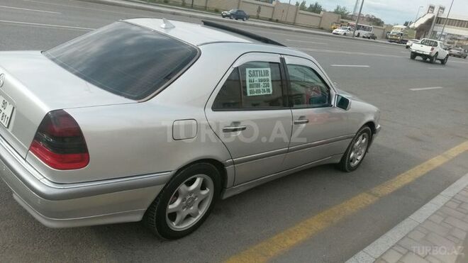 Mercedes C 230 1999, 261,000 km - 2.3 л - Bakı