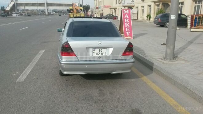 Mercedes C 230 1999, 261,000 km - 2.3 л - Bakı