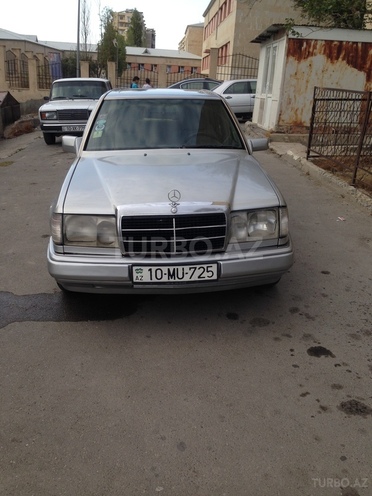 Mercedes E 230 1992, 477,230 km - 2.3 л - Bakı