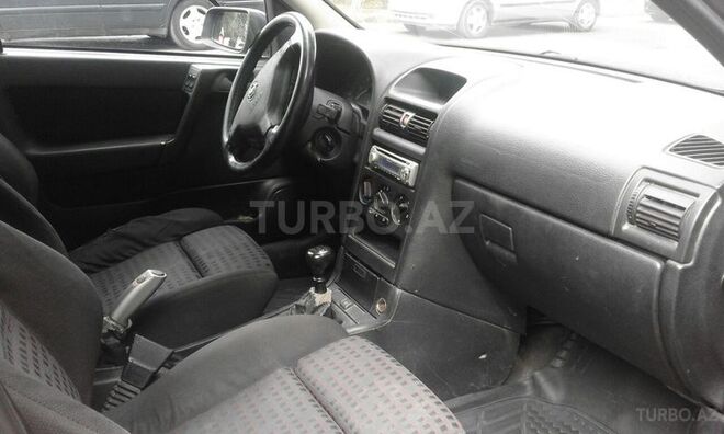 Opel Astra 1998, 240,000 km - 2.0 l - Bakı