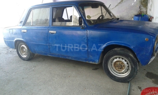 LADA (VAZ) 21011 1979, 780,000 km - 1.3 l - Quba