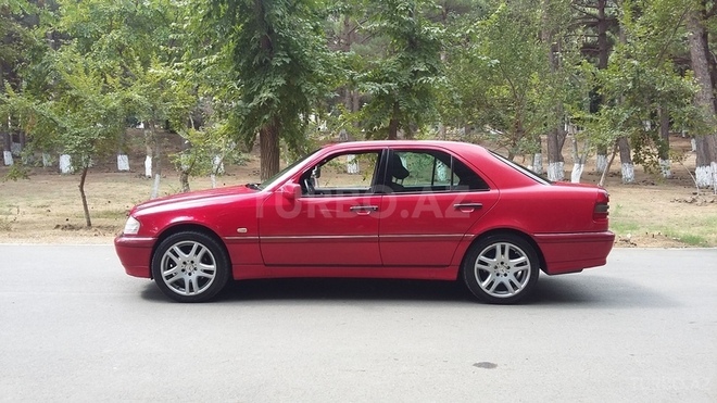 Mercedes C 240 1999, 276,000 km - 2.4 l - Sumqayıt