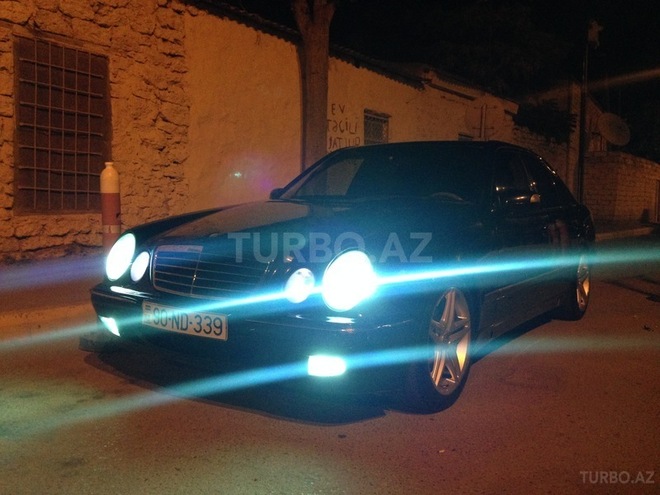 Mercedes E 320 2000, 255,000 km - 3.2 л - Bakı