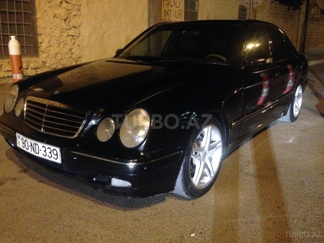 Mercedes E 320 2000, 255,000 km - 3.2 л - Bakı