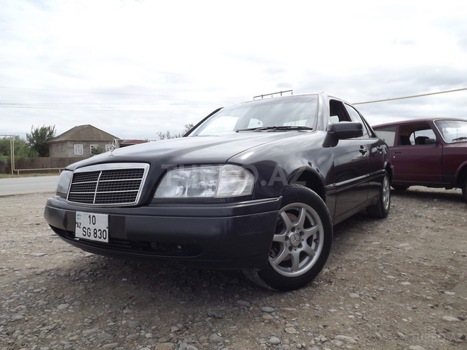Mercedes C 180 1994, 500,000 km - 1.8 l - Salyan