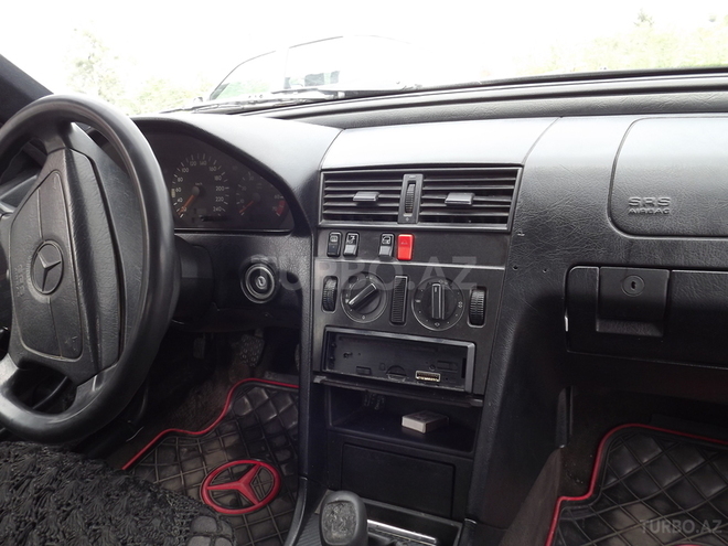 Mercedes C 180 1994, 500,000 km - 1.8 l - Salyan