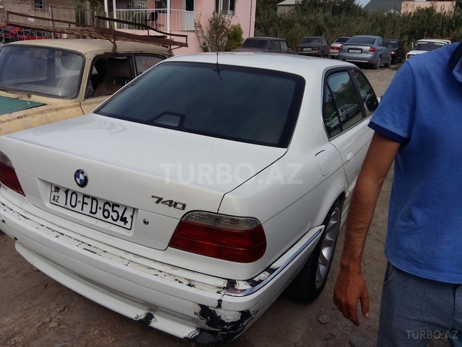 BMW 735 1998, 300,000 km - 3.5 l - Sumqayıt