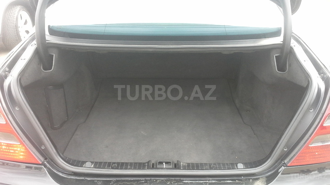 Mercedes E 270 2003, 300,000 km - 2.7 л - Bakı