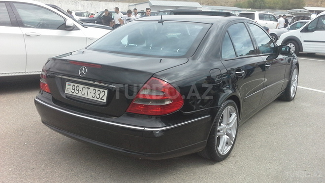 Mercedes E 270 2003, 300,000 km - 2.7 л - Bakı