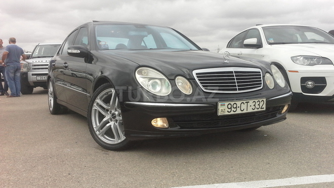 Mercedes E 270 2003, 300,000 km - 2.7 л - Bakı