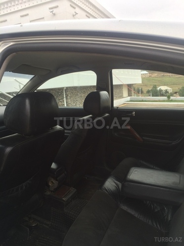 Volkswagen Passat 2000, 239,054 km - 0.3 l - Bakı