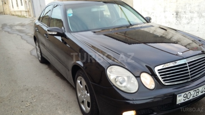 Mercedes E 220 2005, 216,000 km - 2.2 л - Bakı