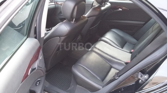 Mercedes E 220 2005, 216,000 km - 2.2 л - Bakı