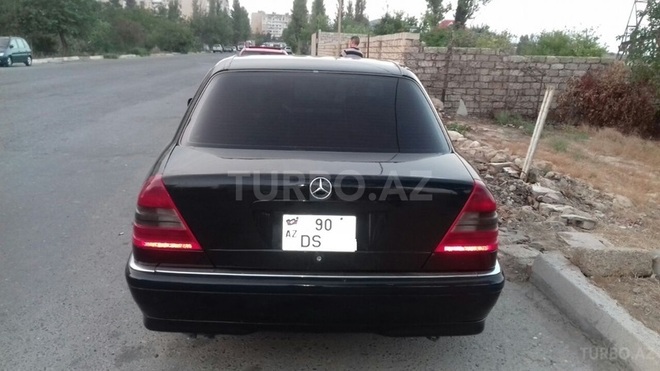 Mercedes C 230 1999, 270,000 km - 2.3 l - Bakı