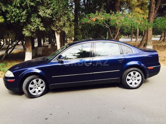 Volkswagen Passat 2004, 128,000 km - 1.8 l - Sumqayıt