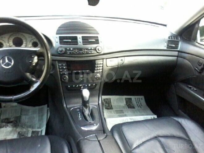 Mercedes E 240 2002, 228,000 km - 2.6 l - Bakı