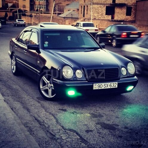 Mercedes E 200 1996, 250,000 km - 2.0 l - Bakı