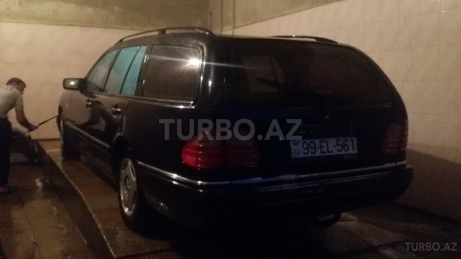 Mercedes E 240 1998, 267,000 km - 2.4 л - Bakı