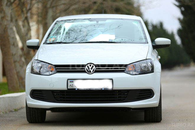 Volkswagen Polo 2015, 24,200 km - 1.6 l - Bakı