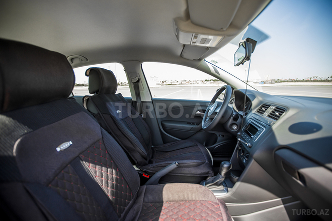 Volkswagen Polo 2015, 24,200 km - 1.6 l - Bakı
