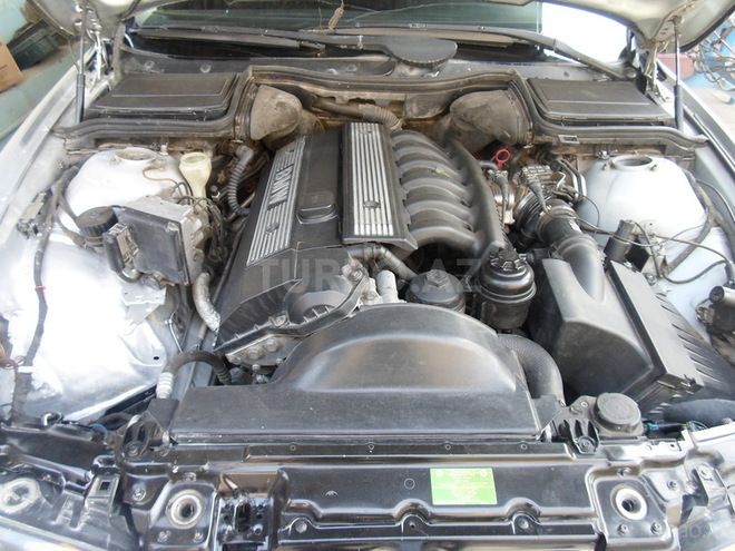 BMW 520 1996, 299,350 km - 2.0 l - Bakı