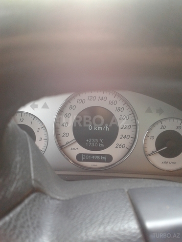 Mercedes E 220 2002, 201,498 km - 2.2 l - Gəncə