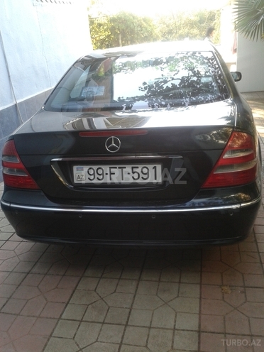 Mercedes E 220 2002, 201,498 km - 2.2 l - Gəncə