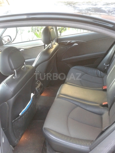 Mercedes E 220 2002, 201,498 km - 2.2 l - Gəncə