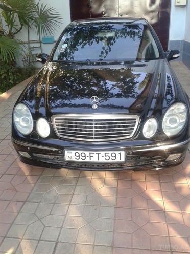 Mercedes E 220 2002, 201,498 km - 2.2 l - Gəncə
