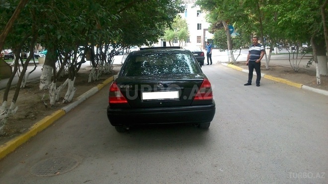 Mercedes C 200 1995, 473,000 km - 2.0 l - Sumqayıt