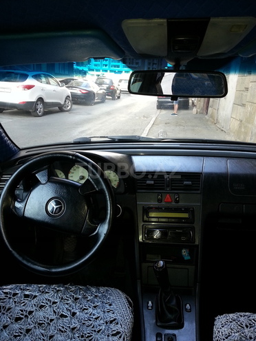 Mercedes C 180 1997, 300,000 km - 1.8 л - Bakı
