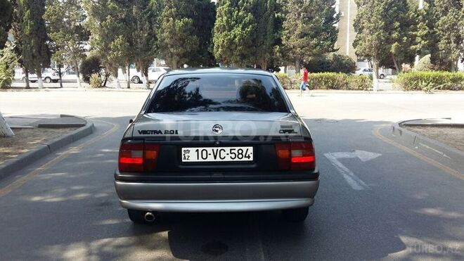 Opel Vectra 1994, 180,000 km - 2.0 л - Sumqayıt