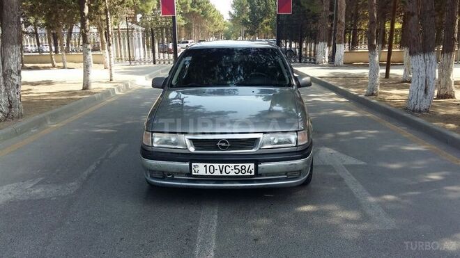 Opel Vectra 1994, 180,000 km - 2.0 л - Sumqayıt