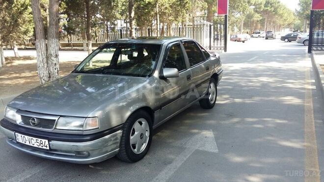 Opel Vectra 1994, 180,000 km - 2.0 л - Sumqayıt