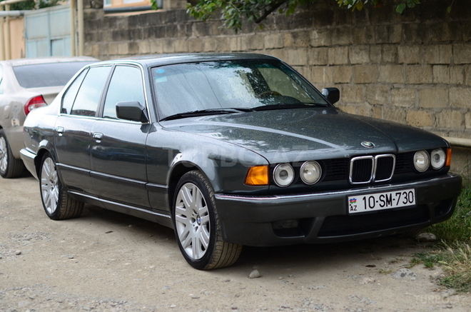 BMW 730 1988, 235,000 km - 3.5 l - Bakı