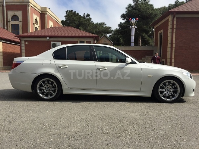 BMW 525 2005, 110,000 km - 2.5 l - Bakı