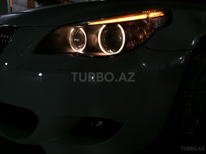 BMW 525 2005, 110,000 km - 2.5 l - Bakı
